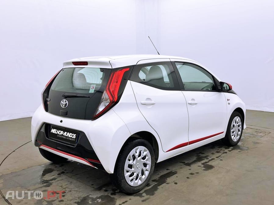 Toyota Aygo 1.0 X-Play