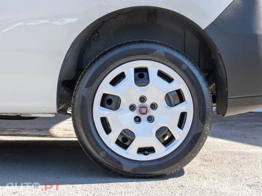 Fiat Doblo  Maxi 1.3 MultiJet Isotérmica 3 Lug.