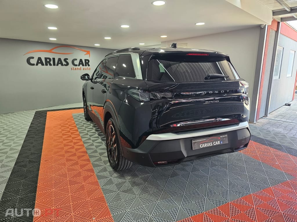 Peugeot 5008 GT Hybrid e-DCS6