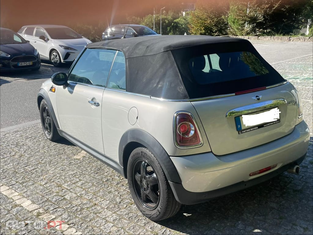 MINI Cabrio Cooper D 1.6