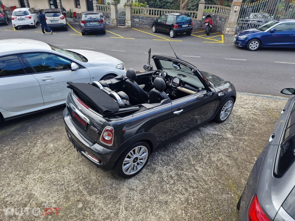 MINI Cabrio Cooper S