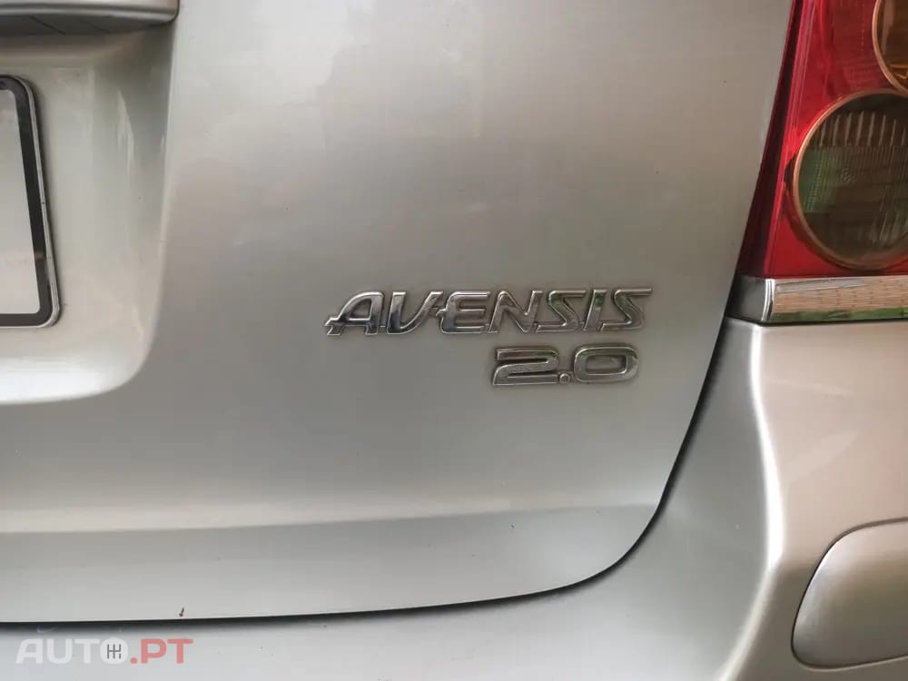 Toyota Avensis 2.0 D-4D Sol