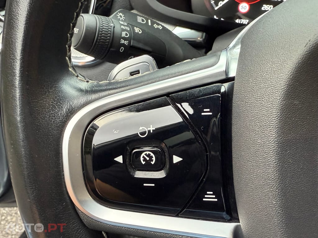 Volvo V60 2.0 D4 R-Design Geartronic