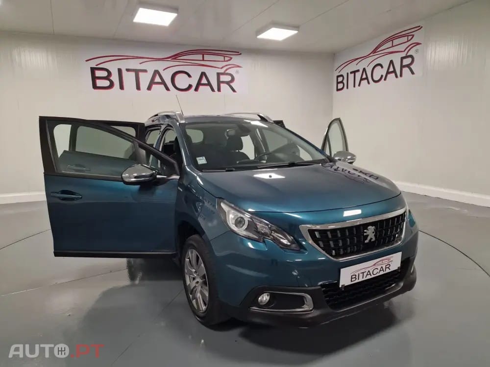 Peugeot 2008 1.2 PureTech Style