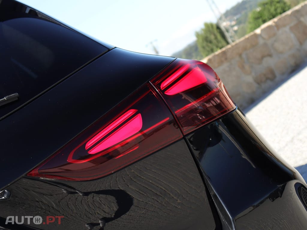 Mercedes-Benz GLA 180 d AMG Line