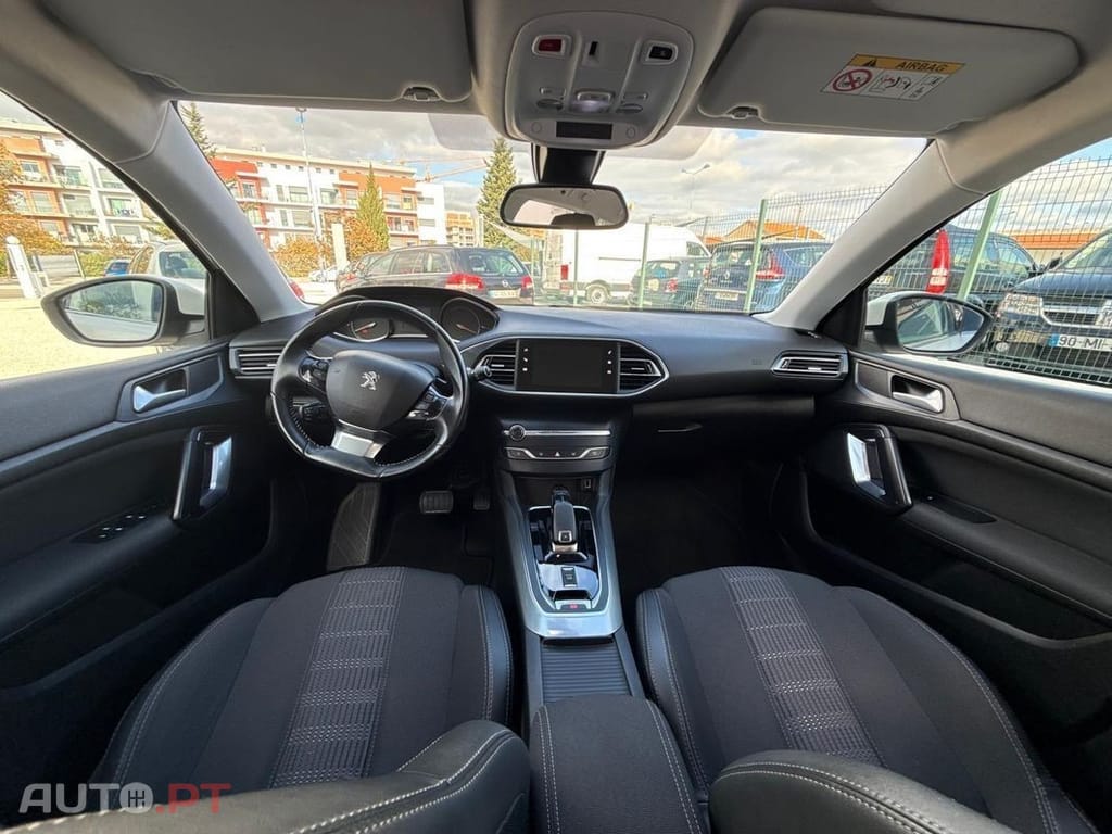 Peugeot 308 SW BlueHDi 130 EAT6 Stop & Start Allure Business-Pack