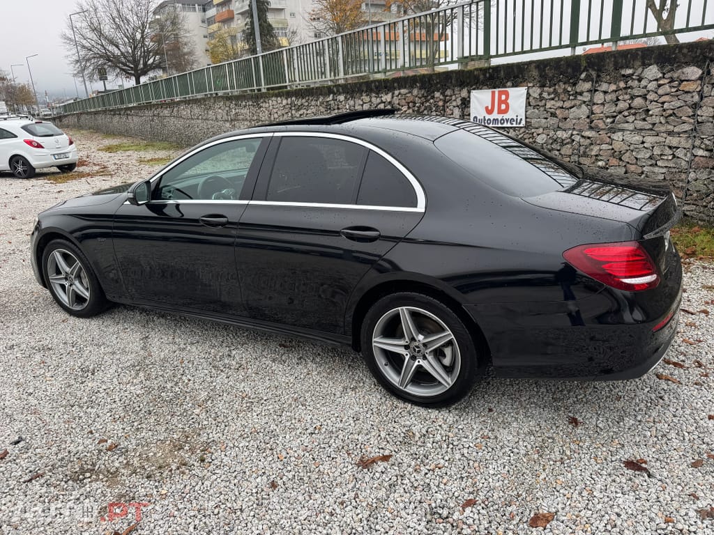 Mercedes-Benz E 300 de AMG Line