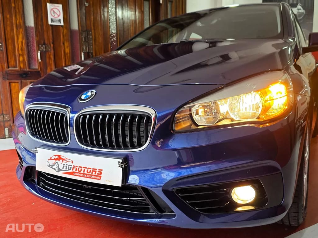 BMW 216 d Line Sport