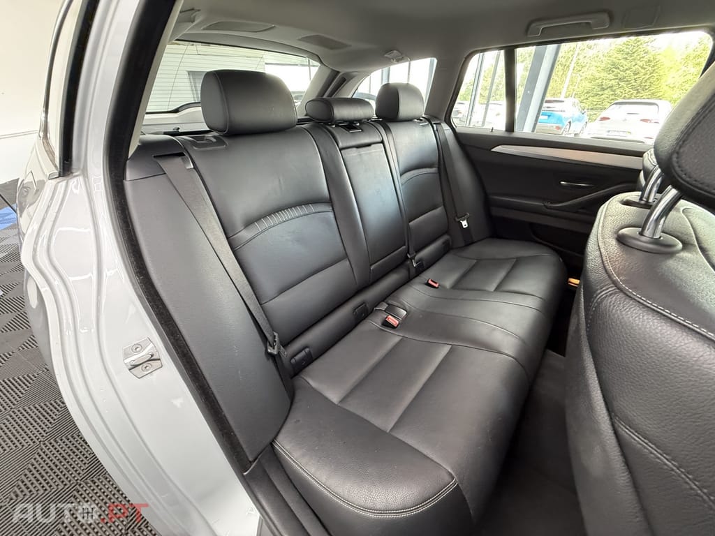 BMW 525 d Line Luxury Auto