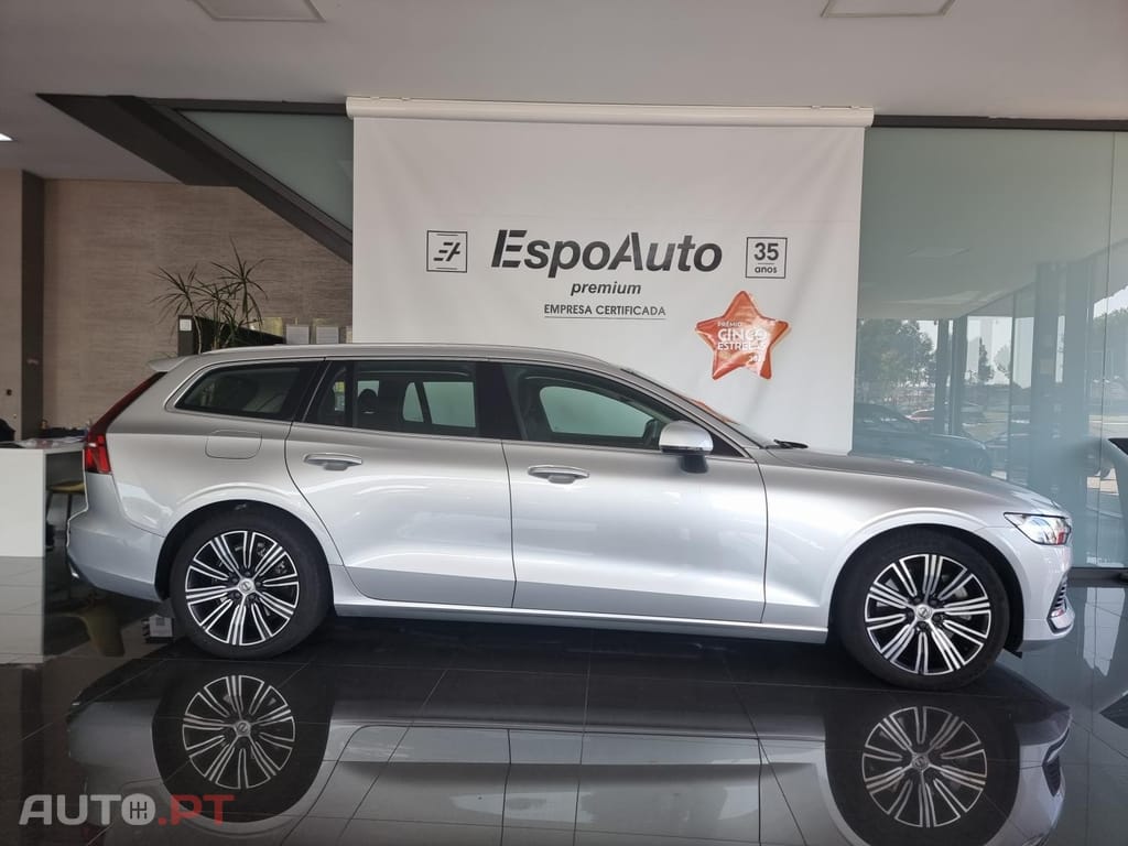 Volvo V60 2.0 T6 AWD TE Inscription Expression — fotografia 6