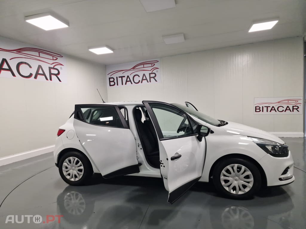 Renault Clio SOCIETE 1.5 DCI ZEN IVA DEDUTIVEL