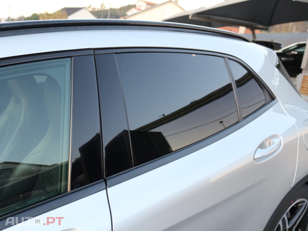 Mercedes-Benz GLA 220 CDi AMG Line