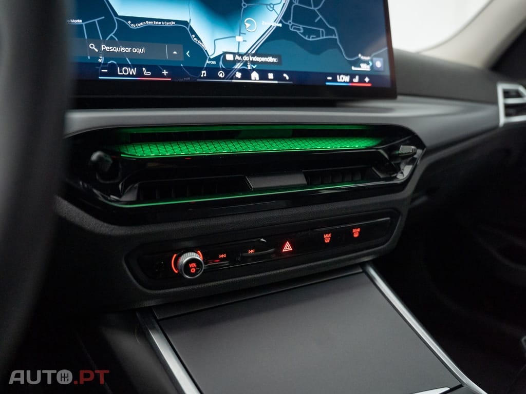 BMW 330 e Auto