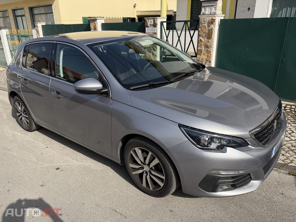 Peugeot 308 PureTech 130 GPF EAT8 Stop & Start Allure Pack