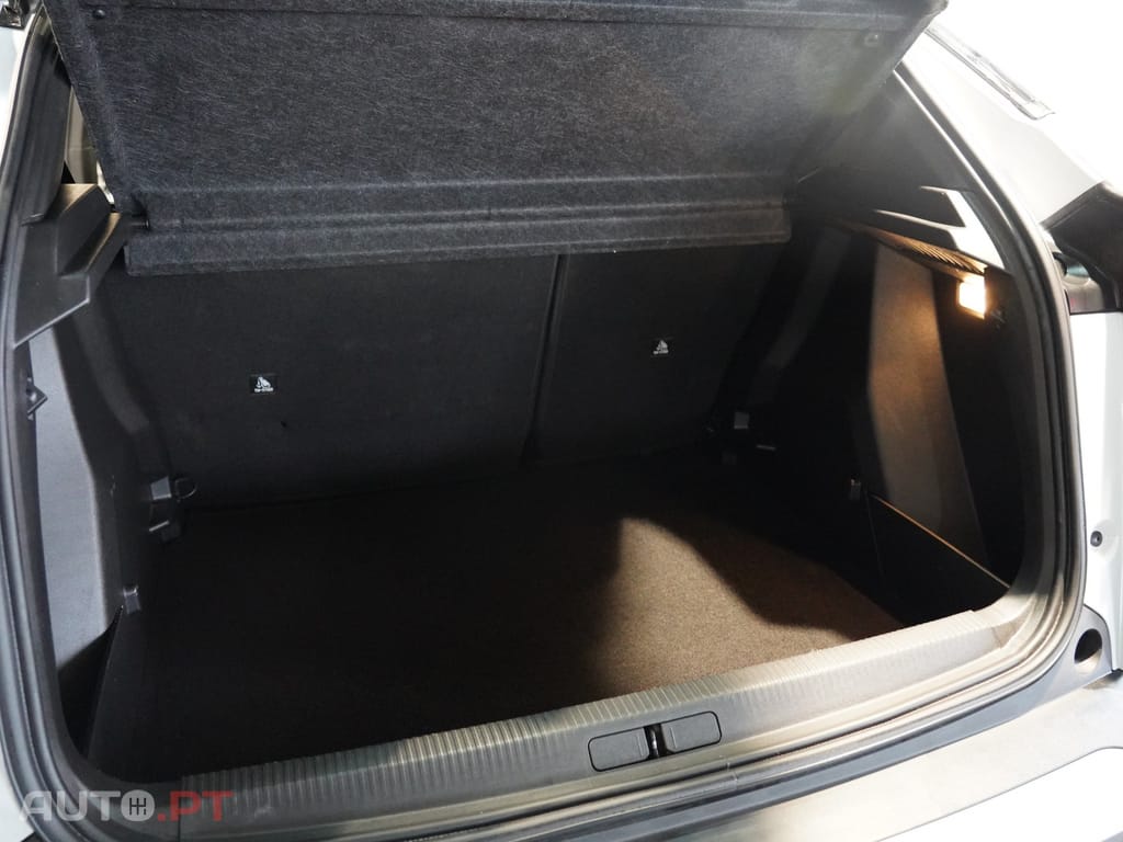 Peugeot 2008 1.2 PureTech Allure