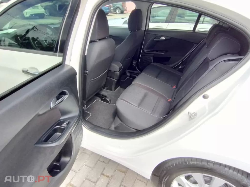 Fiat Tipo 1.3 M-Jet Lounge