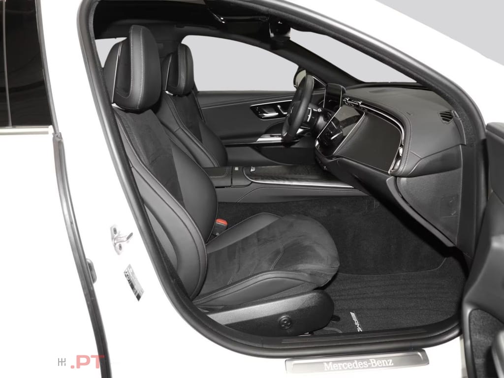 Mercedes-Benz E 300 e T AMG I.V.A DEDUTIVEL 