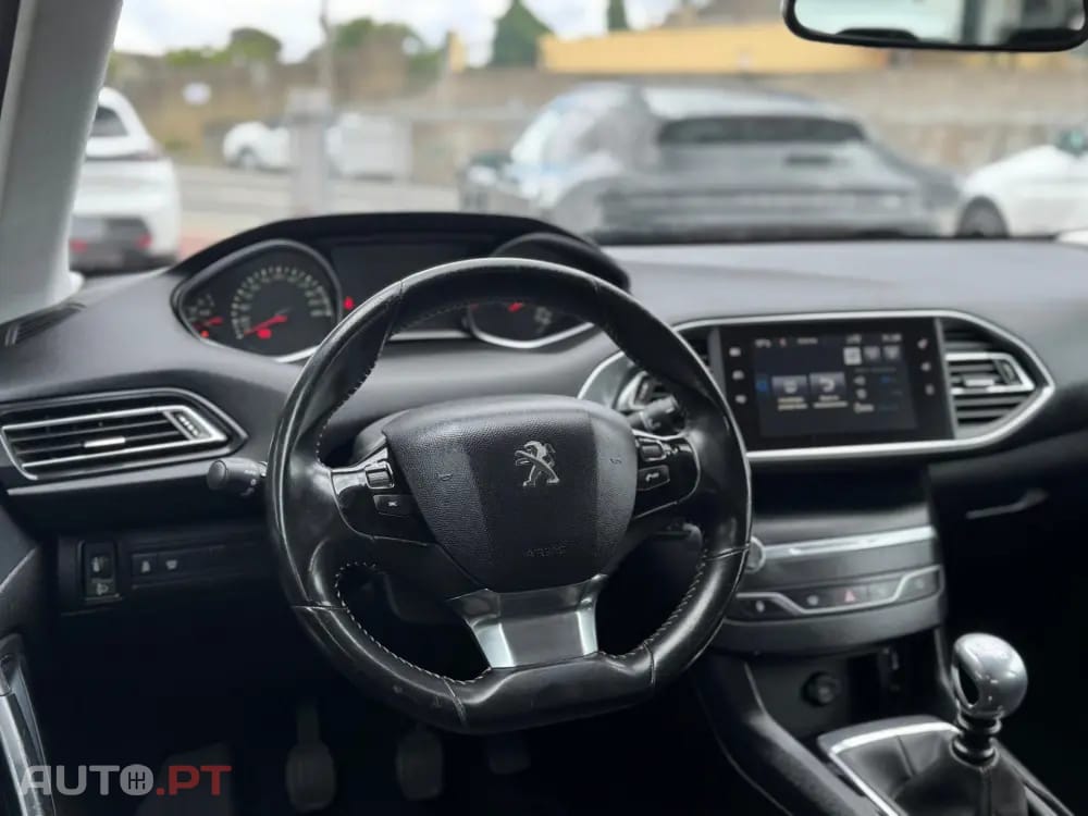 Peugeot 308 1.6 BlueHDi Allure