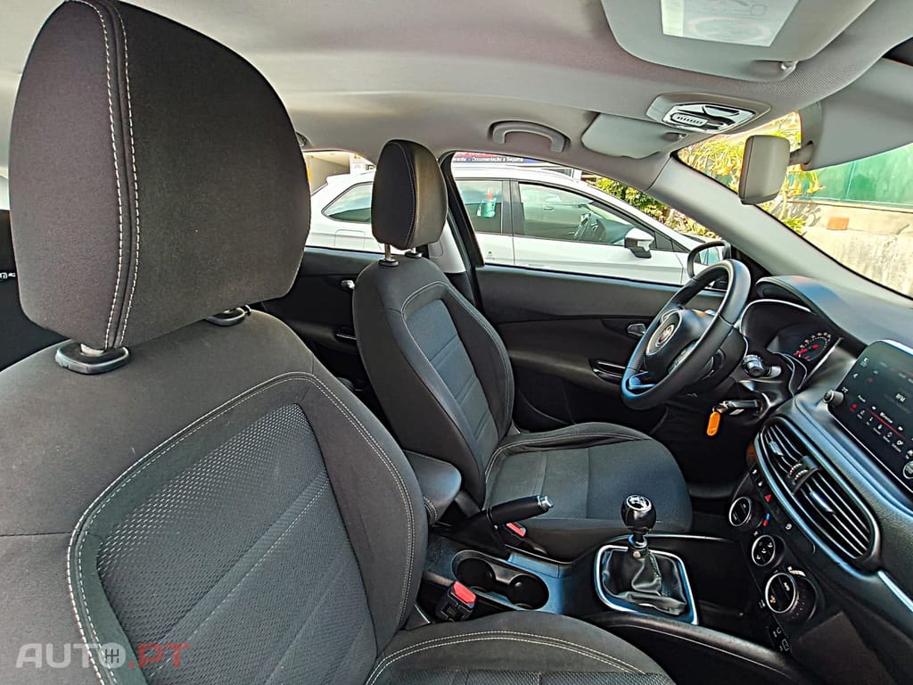 Fiat Tipo 1.6 M-Jet Lounge