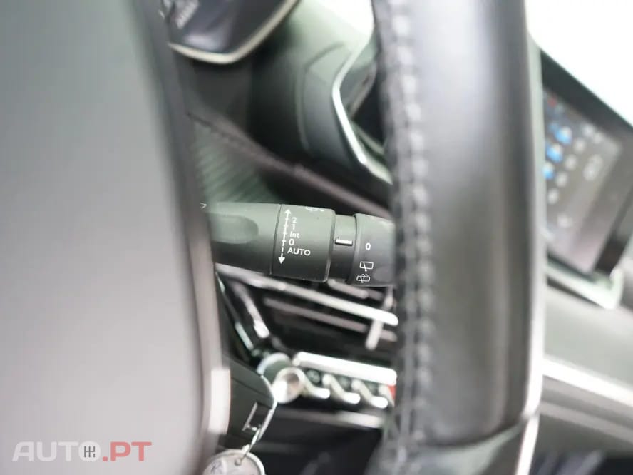 Peugeot 2008 1.2 PureTech Allure