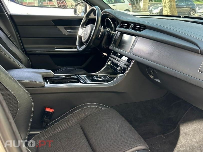 Jaguar XF 2.0 D R-Sport Aut.
