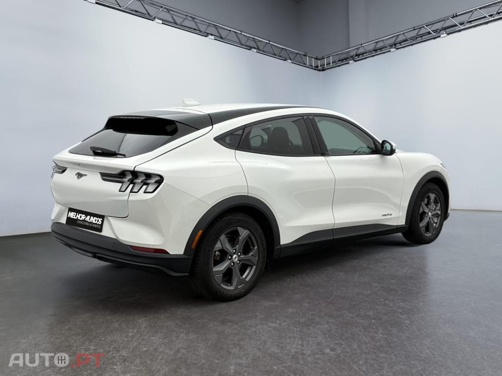 Ford Mustang Mach-E Standard Range