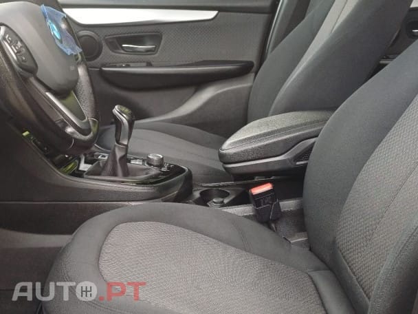 BMW 214 d Line Sport