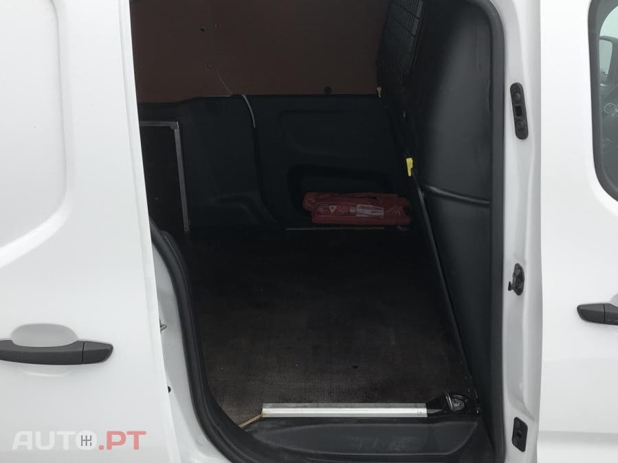 Toyota Proace City 1.5 D-4D Business