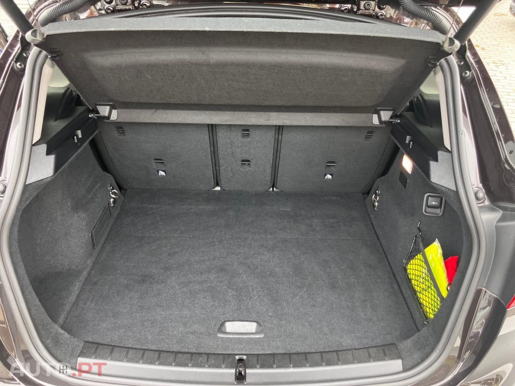 BMW 225 iPerformance Luxury Line