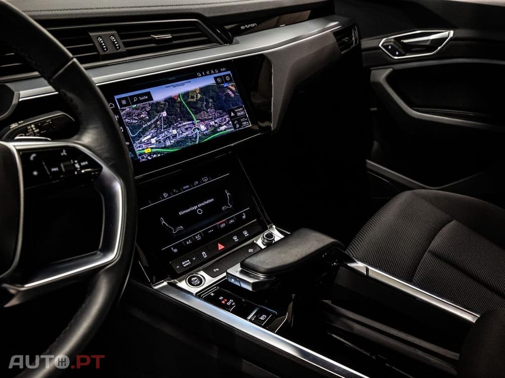 Audi E-Tron I.V.A DEDUTÍVEL 55  ADVANCED