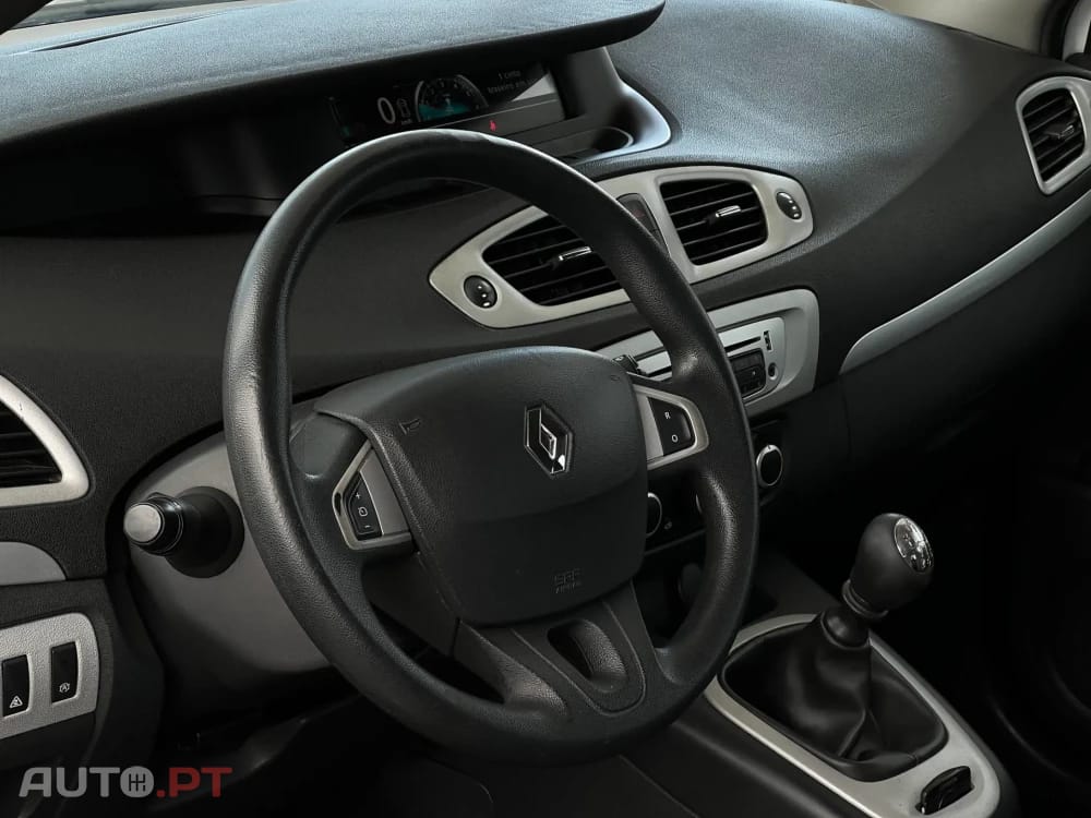 Renault Scénic 1.5 dCi Sport SS