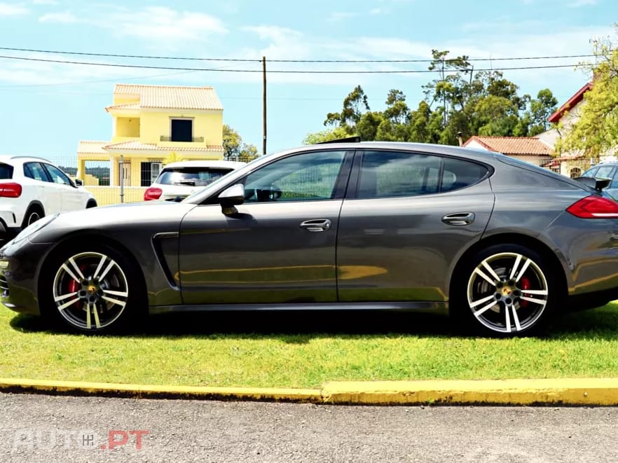 Porsche Panamera Platinum Edition