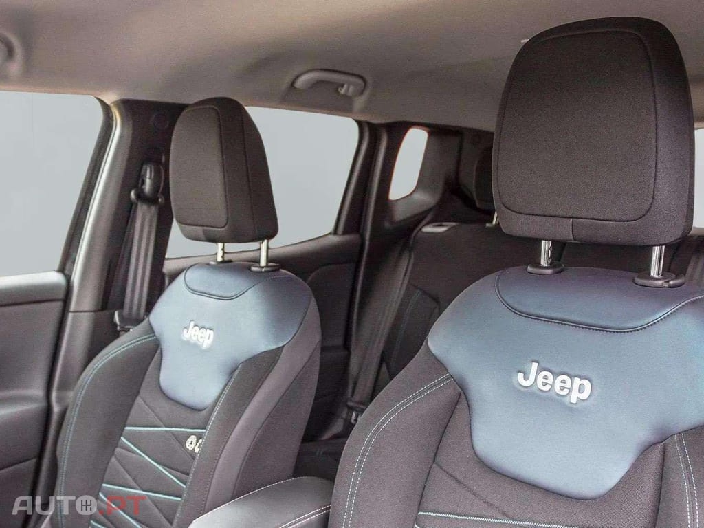 Jeep Renegade I.V.A DEDUTÍVEL  1.3l T4-PHEV Upland 4xe
