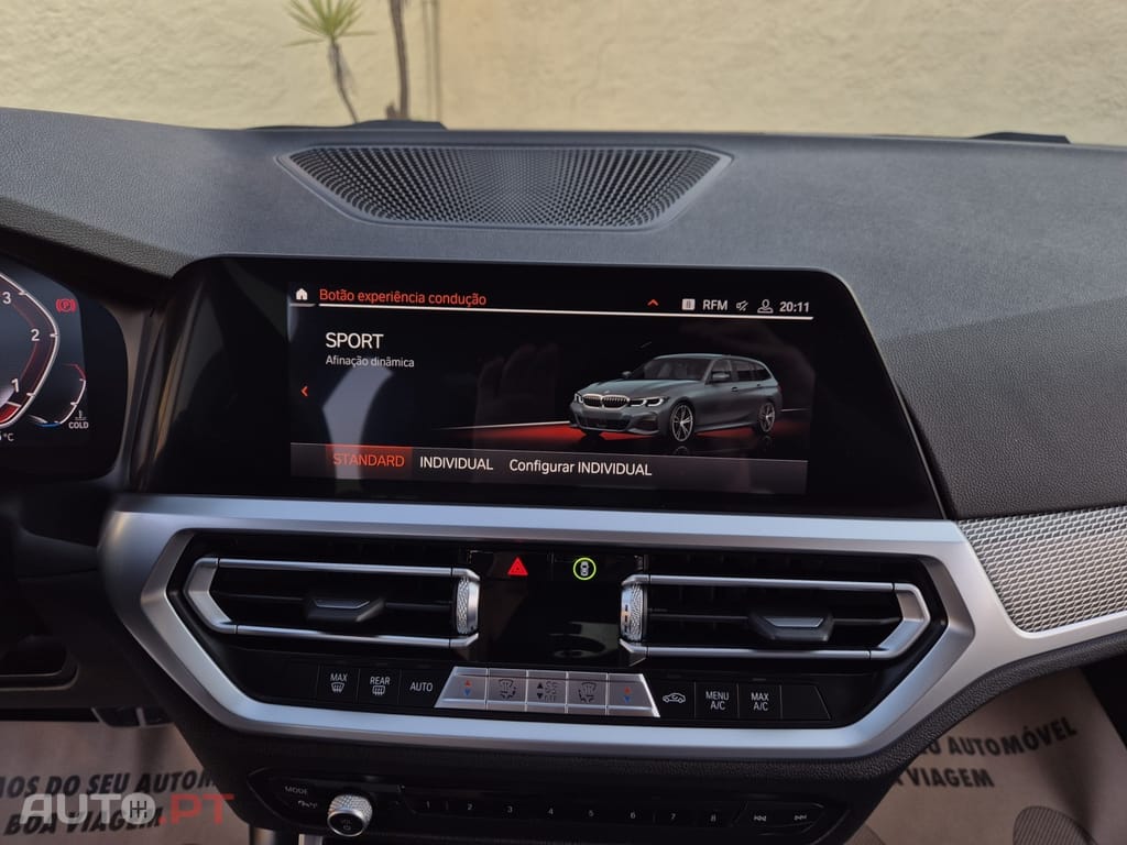 BMW 320 d Pack M Shadow Auto