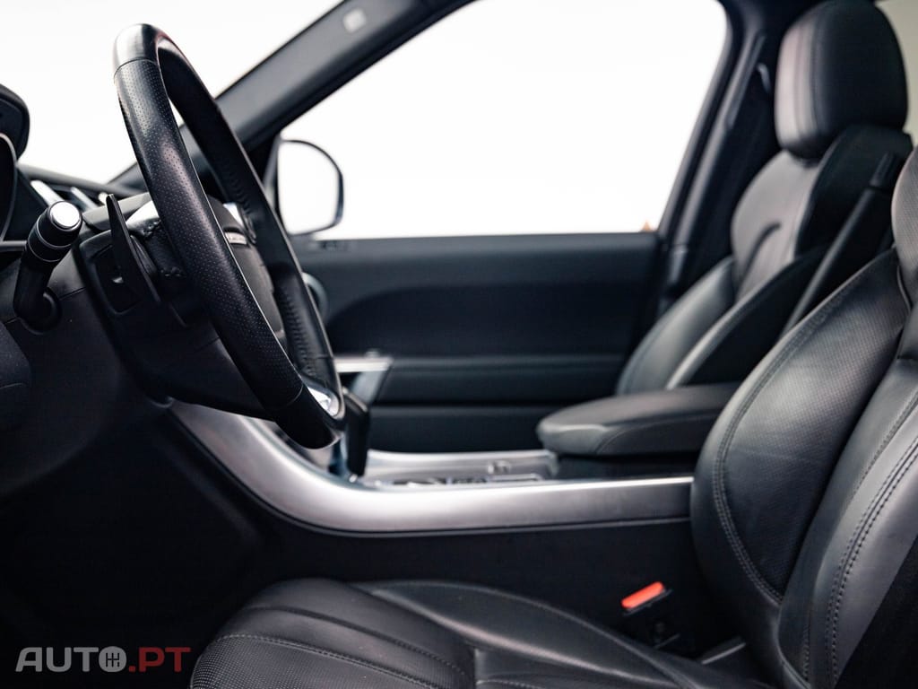 Land Rover Range Rover Sport 3.0 TDV6 HSE Dynamic