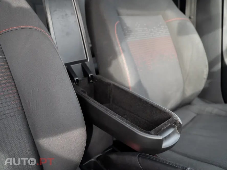 Volkswagen Polo 1.0 Confortline