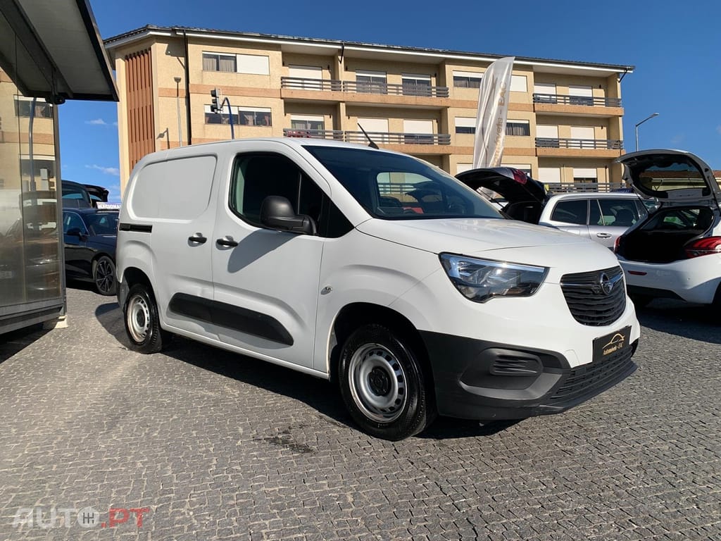 Opel Combo 1.5 CDTi L1H1 Enjoy
