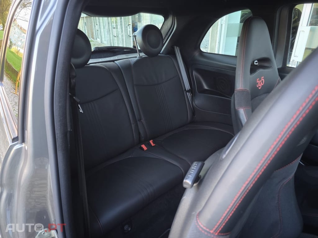 Abarth 595 1.4 T-Jet Turismo