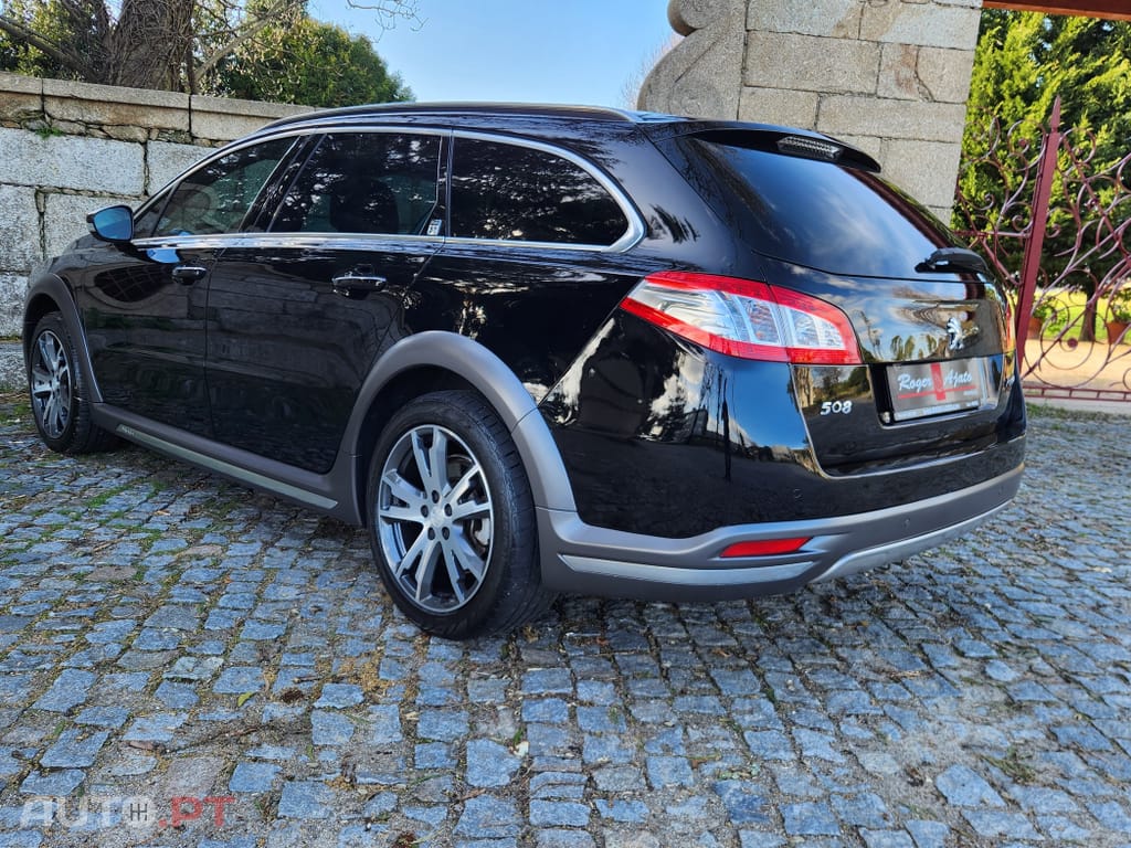 Peugeot 508 RXH 2.0 HDi Hybrid4 2-Tronic