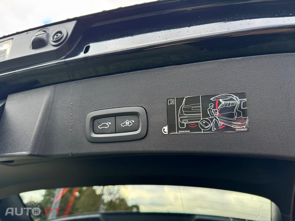 Volvo XC40 1.5 T4 PHEV Inscription