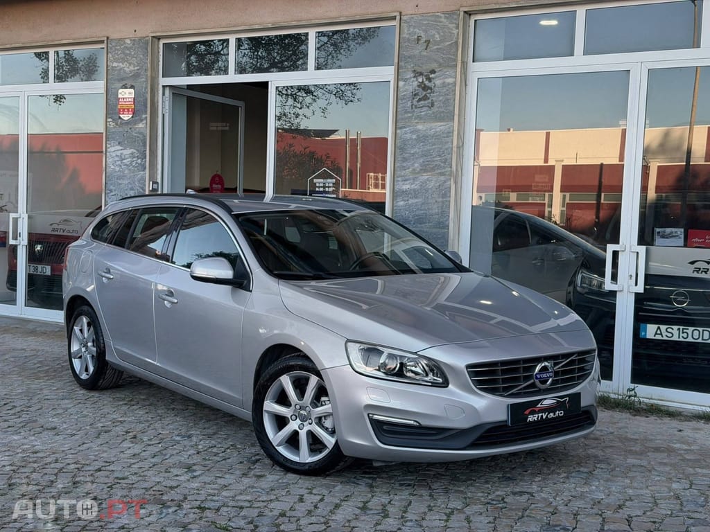 Volvo V60 2.0 D2 Momentum Drive