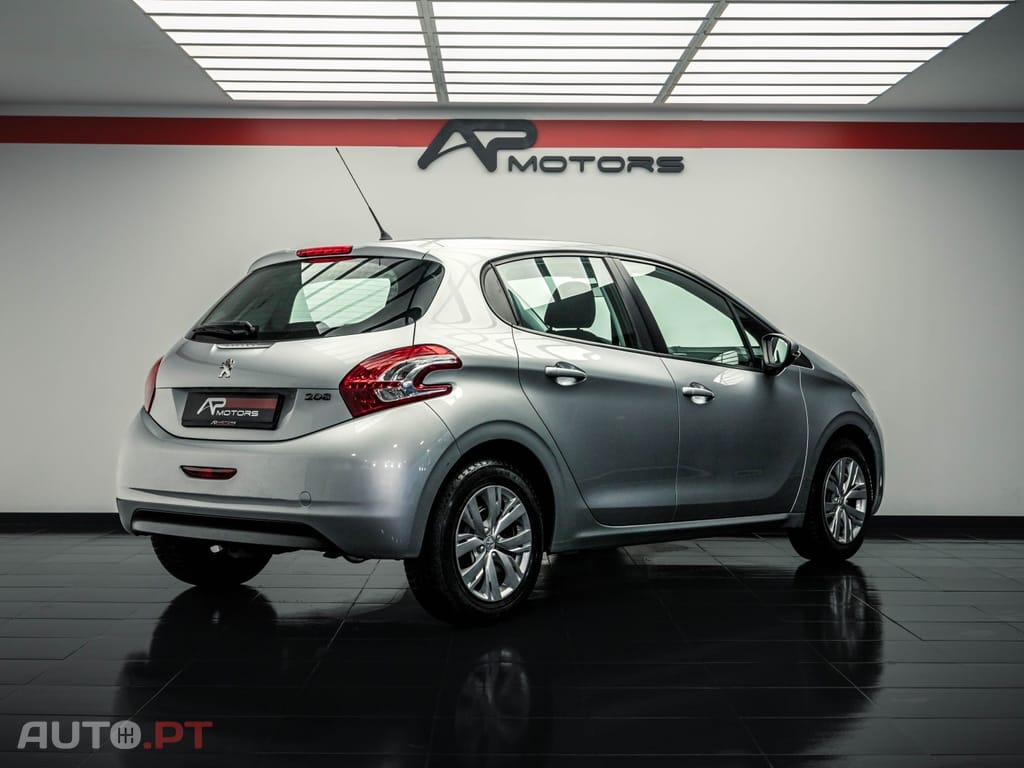 Peugeot 208 1.2 VTi Access