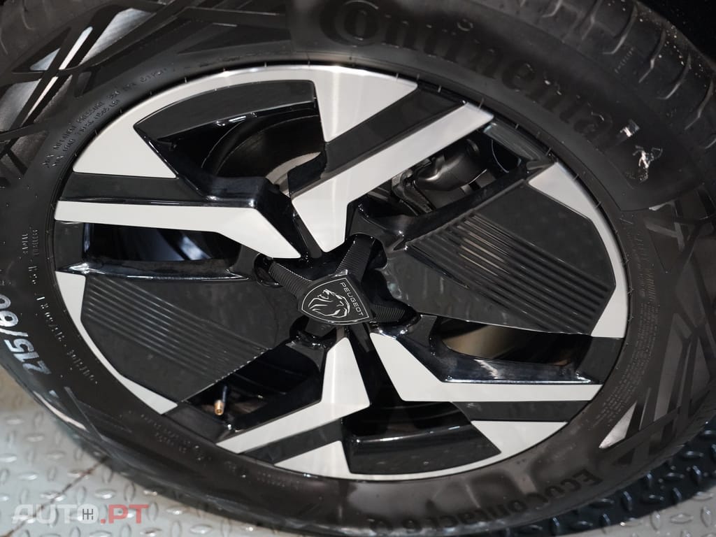 Peugeot 2008 1.2 Hybrid Allure e-DCS6