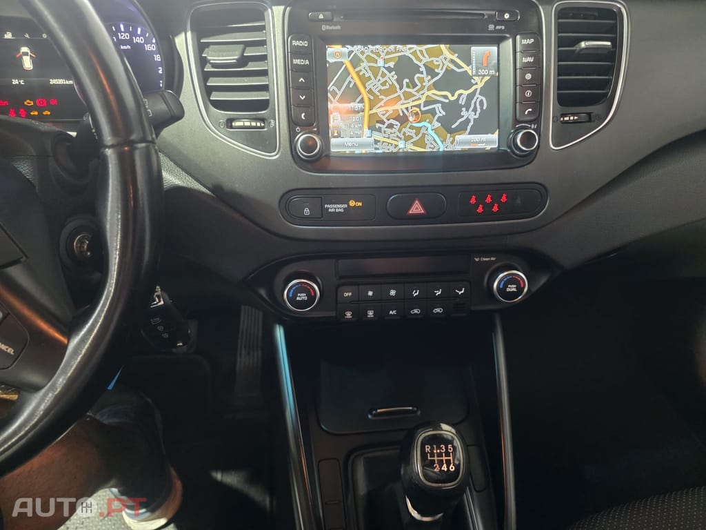 Kia Carens 1.7 CRDi ISG EX