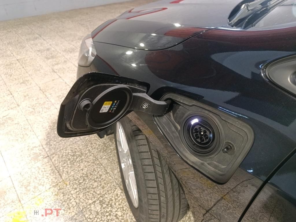 BMW 225 e xDrive
