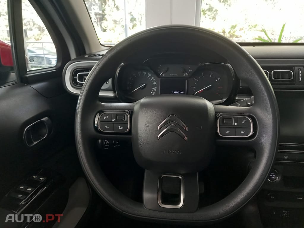 Citroen C3 1.2 PureTech Shine EAT6