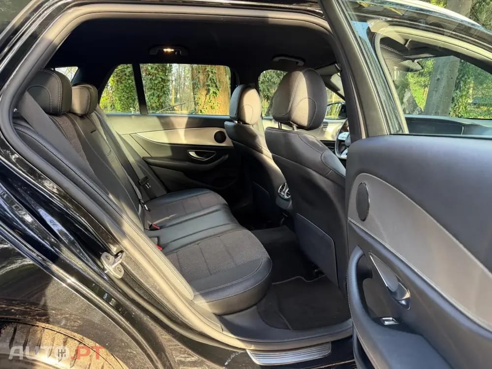 Mercedes-Benz E 300 de AMG Line