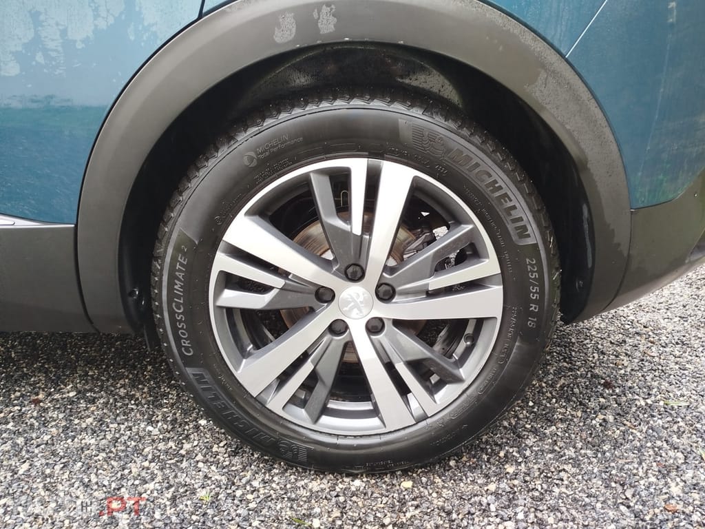 Peugeot 3008 1.6 Hybrid Allure Pack e-EAT8