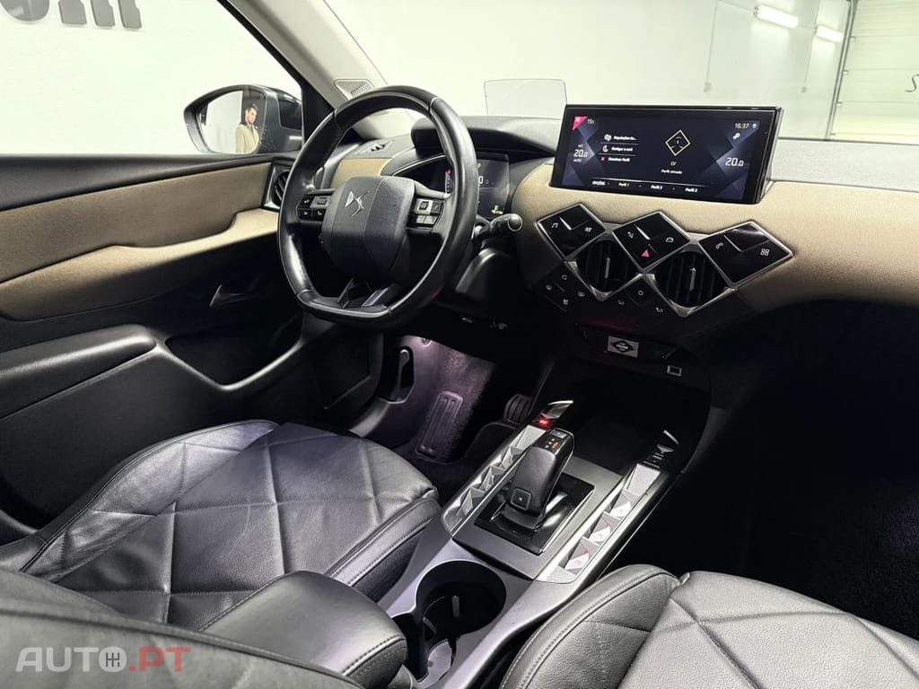 DS DS3 PureTech 130 Aut. PERFORMANCE LINE