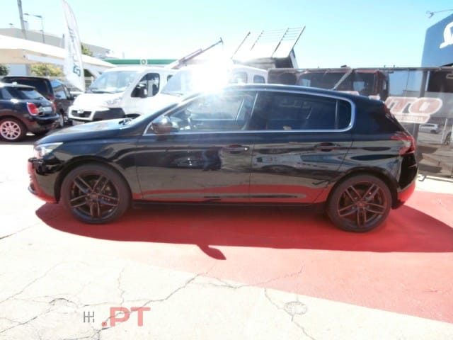 Peugeot 308 BlueHDi 130 Black Edition